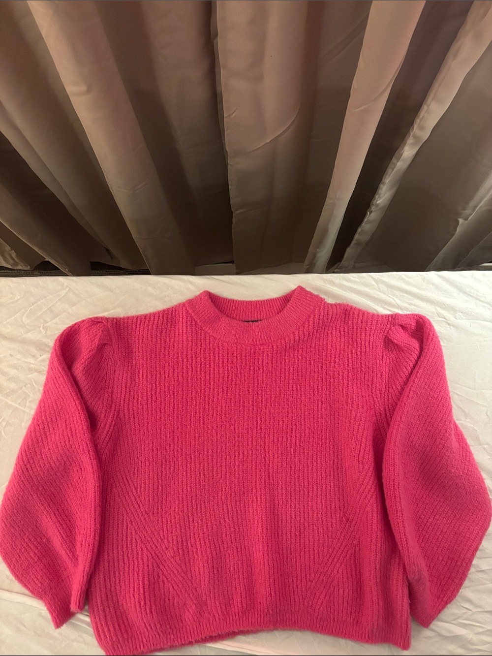 Women's Bright Pink Puff-Shoulder Crewneck Sweater